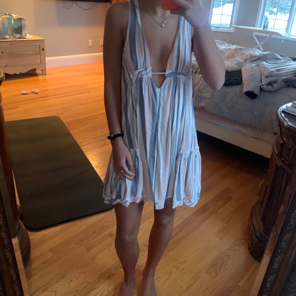 Cute dress!!